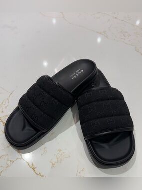 Gucci Men’s Slide Sandal Size 41/8US